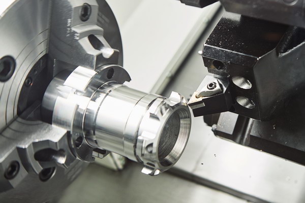 Which Is More Cost-Effective: CNC Machining or Molding