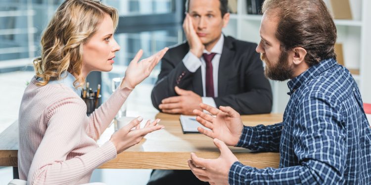 When You Should Hire Family Law Attorneys