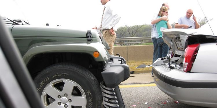 6 Vital Reasons To Hire A Car Accident Lawyer