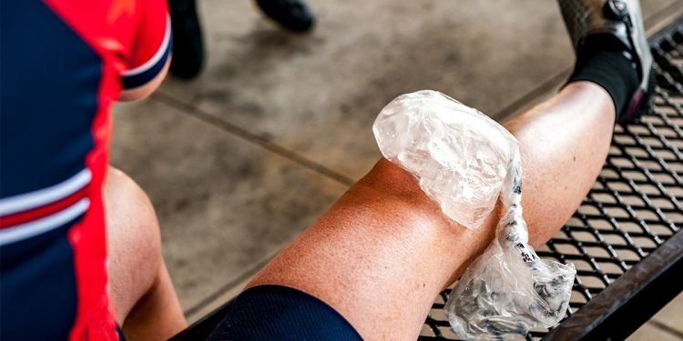 Learn More About How An Ice Machine Reduces Pain And Swelling