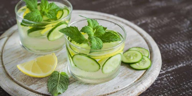 How to Store Fresh Cucumbers In Water?