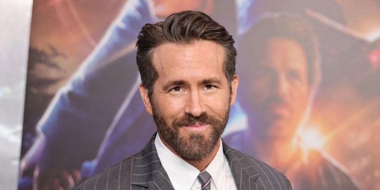 Who is Ryan Reynolds? | Ryan Reynolds Net Worth