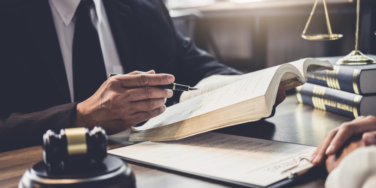 How Call Centers Help Lawyers Maximize Their Productivity